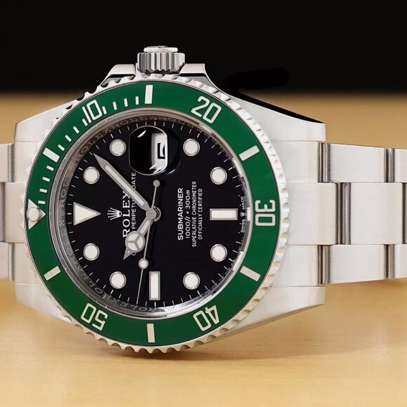 ROLEX MENS SUBMARINER GREEN 41MM STARBUCKS WITH CARDS BOX - Picture 2 of 9